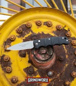 Boker Kalashnikov Black Widow Automatic Knife - D2 Dagger Red Plain -Knives Shop Boker Kalashnikov Automatic Knife Black Bead Blast KALS74 BHQ 0103 kp lifestyle web large 4