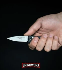 Boker Desert Warrior Mini Kalashnikov OD Green Automatic Knife - Copper Plain 7 Boker Desert Warrior Mini Kalashnikov OD Green Automatic Knife - Copper Plain -Knives Shop Boker Mini Kalashnikov Automatic Knife Black Bead Blast 01KALS73 BHQ 10758 kp in hand web large 2